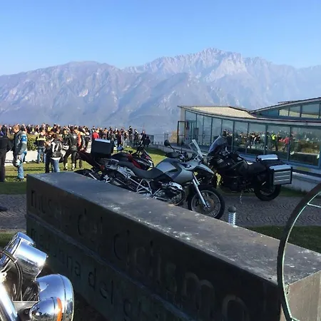 Casa Grazia Apartament Magreglio